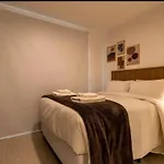 Studio Em Pinheiros Prox A Faria Lima Com Cama Queen