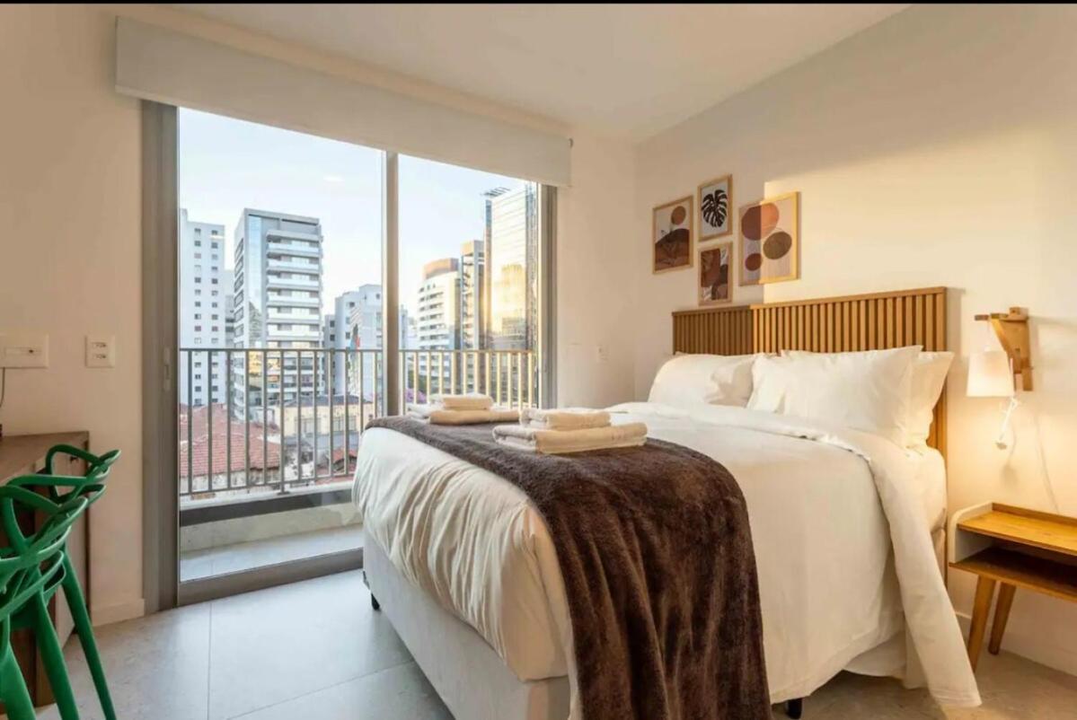 Apartamento Em Pinheiros Prox A Faria Lima Com Cama Queen *