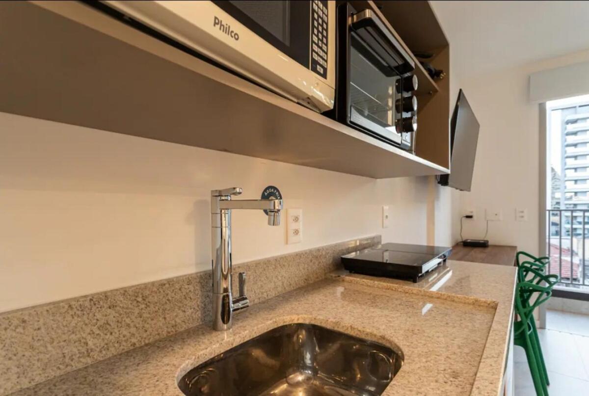 Apartamento Em Pinheiros Prox A Faria Lima Com Cama Queen São Paulo